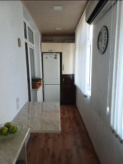 Satılır köhnə tikili 3 otaqlı 60 m²,  Azadlıq prospekti m.-7