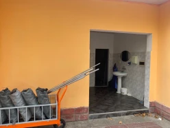 İcarə obyekt 300 m²,  Neftçilər m.-7