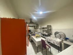 İcarə obyekt 300 m²,  Neftçilər m.-9