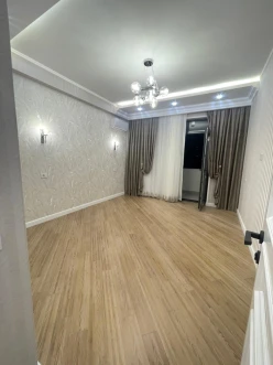 Satılır yeni tikili 4 otaqlı 140 m², 8 Noyabr m. m-11