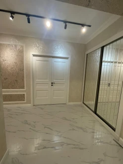 Satılır yeni tikili 4 otaqlı 140 m², 8 Noyabr m. m-9