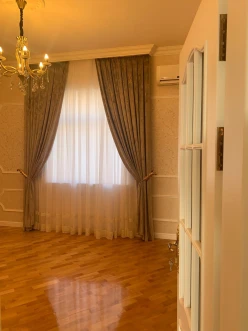 Satılır ev/villa 7 otaqlı 340 m², Badamdar q.-7 Satılır ev/villa 7 otaqlı 340 m², Badamdar q.-7
