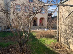 Satılır ev/villa 5 otaqlı 200 m², Badamdar q.-2 Satılır ev/villa 5 otaqlı 200 m², Badamdar q.-2