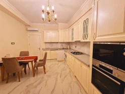 İcarə yeni tikili 3 otaqlı 125 m², Yasamal r.-8