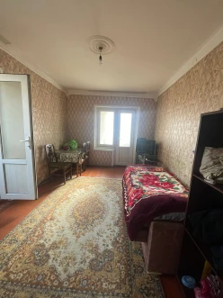 Satılır köhnə tikili 2 otaqlı 45 m², İnşaatçılar m.-2