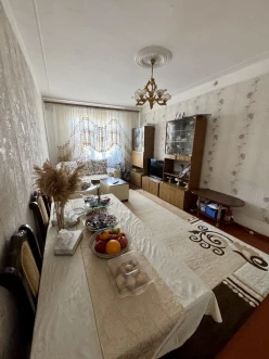 Satılır köhnə tikili 3 otaqlı 70 m², Bakıxanov q.-2