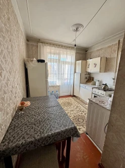 Satılır köhnə tikili 3 otaqlı 70 m², Bakıxanov q.-3