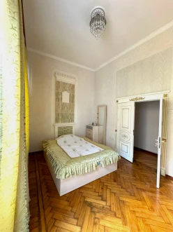 İcarə köhnə tikili 4 otaqlı 200 m², Səbail r.-8