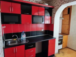 Satılır köhnə tikili 4 otaqlı 110 m²,  İnşaatçılar m.-20