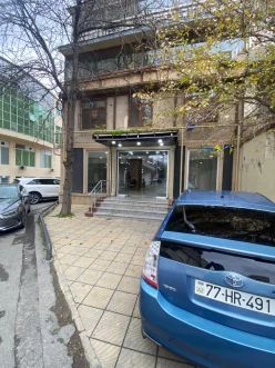 İcarə obyekt 107 m²,  Azadlıq prospekti m.-18