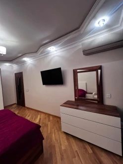 Satılır köhnə tikili 3 otaqlı 70 m²,  Badamdar-3