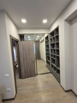 İcarə yeni tikili 3 otaqlı 120 m²,  28 May m.-12