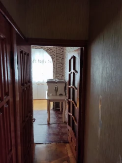 Satılır köhnə tikili 4 otaqlı 110 m²,  İnşaatçılar m.-5