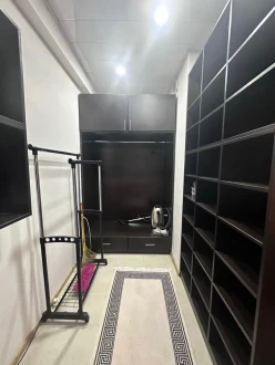 İcarə yeni tikili 3 otaqlı 130 m²,  28 May m.-18