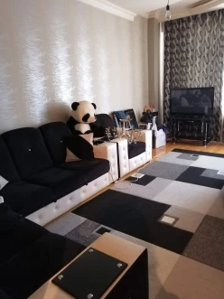 Satılır yeni tikili 2 otaqlı 67 m²,  Qara Qarayev m.-11