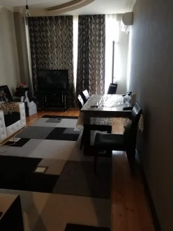 Satılır yeni tikili 2 otaqlı 67 m²,  Qara Qarayev m.-8