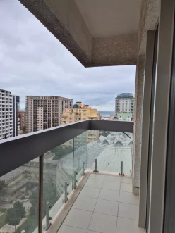 İcarə yeni tikili 3 otaqlı 120 m²,  28 May m.-24