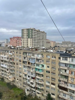 Satılır köhnə tikili 4 otaqlı 110 m²,  İnşaatçılar m.-13