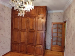 Satılır köhnə tikili 4 otaqlı 110 m²,  İnşaatçılar m.-7