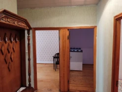 Satılır köhnə tikili 4 otaqlı 110 m²,  İnşaatçılar m.-18
