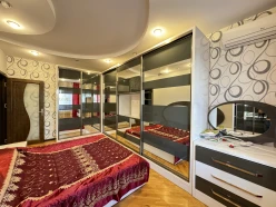 Satılır köhnə tikili 3 otaqlı 85 m²,  Əhmədli m.-4