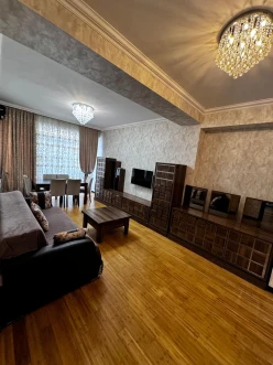 İcarə yeni tikili 2 otaqlı 80 m²,  Yasamal-2