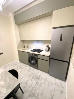 Satılır yeni tikili 2 otaqlı 52 m²,  Yasamal-4