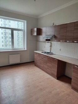 Satılır yeni tikili 4 otaqlı 111 m², İnşaatçılar m.-7 Satılır yeni tikili 4 otaqlı 111 m², İnşaatçılar m.-7