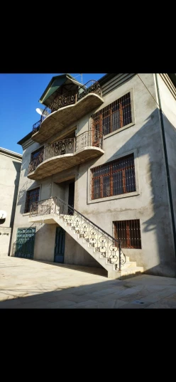Satılır ev/villa 8 otaqlı 500 m², Əhmədli m.-2 Satılır ev/villa 8 otaqlı 500 m², Əhmədli m.-2