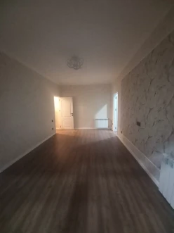 Satılır köhnə tikili 2 otaqlı 45 m², Azadlıq prospekti m.-4