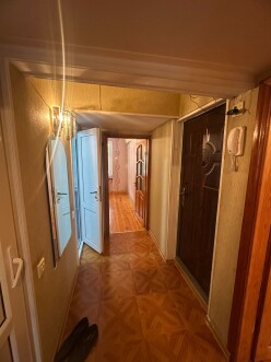 Satılır köhnə tikili 3 otaqlı 50 m², Həzi Aslanov m.-8 Satılır köhnə tikili 3 otaqlı 50 m², Həzi Aslanov m.-8