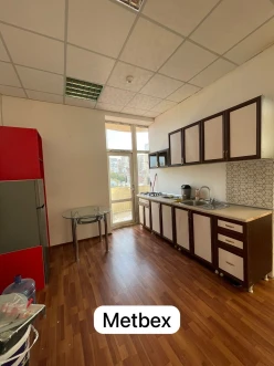 İcarə ofis 2 otaqlı 50 m², Gənclik m.-4