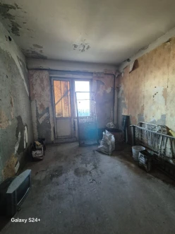 Satılır köhnə tikili 4 otaqlı 110 m²,  İnşaatçılar m.-7