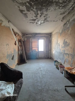 Satılır köhnə tikili 4 otaqlı 110 m²,  İnşaatçılar m.-6