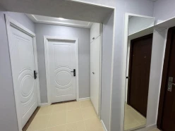 Satılır köhnə tikili 2 otaqlı 60 m², İnşaatçılar m.-11