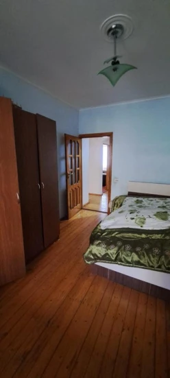 Satılır köhnə tikili 3 otaqlı 72 m², Elmlər Akademiyası m.-8