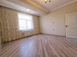Satılır yeni tikili 2 otaqlı 75 m², Qara Qarayev m.-7