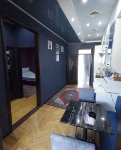 Satılır köhnə tikili 3 otaqlı 120 m², Sahil m.-15