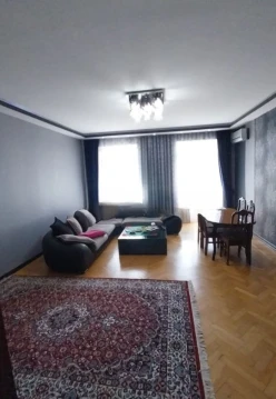 Satılır köhnə tikili 3 otaqlı 120 m², Sahil m.-2