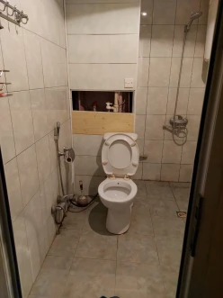 Satılır köhnə tikili 2 otaqlı 40 m²,  İnşaatçılar m.-2