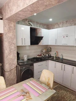 Satılır köhnə tikili 3 otaqlı 85 m², İnşaatçılar m.-15