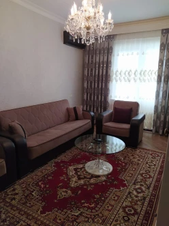 Satılır köhnə tikili 3 otaqlı 85 m², İnşaatçılar m.