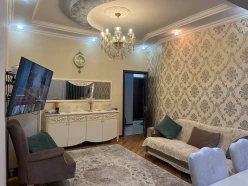 Satılır yeni tikili 2 otaqlı 57 m², İnşaatçılar m.-8