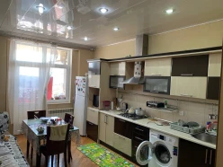 Satılır yeni tikili 3 otaqlı 120 m², İnşaatçılar m.-5