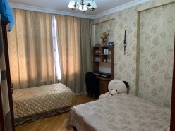 Satılır yeni tikili 3 otaqlı 120 m², İnşaatçılar m.-13