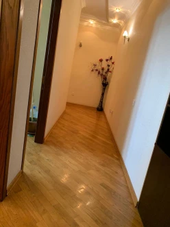 Satılır yeni tikili 3 otaqlı 120 m², İnşaatçılar m.-9