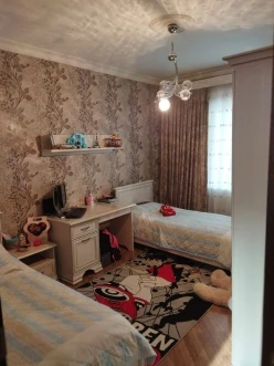 Satılır köhnə tikili 3 otaqlı 85 m², İnşaatçılar m.-2