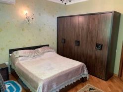 Satılır yeni tikili 3 otaqlı 120 m², İnşaatçılar m.-11