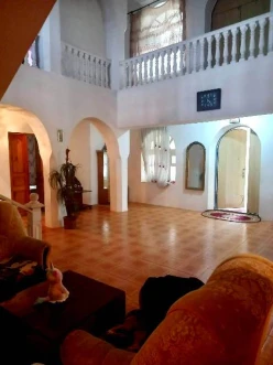 Satılır ev/villa 7 otaqlı 700 m², Mərdəkan q.-9