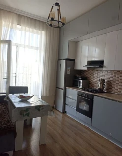 Satılır yeni tikili 4 otaqlı 103 m², İnşaatçılar m.-4